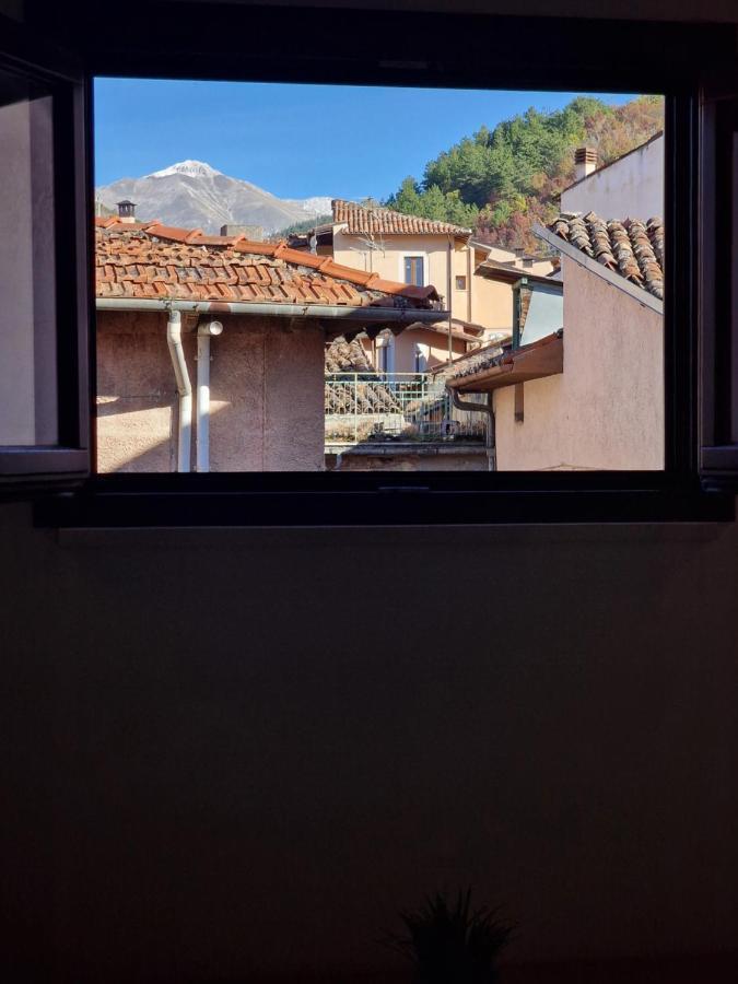 Casa Matteo-Gran Sasso Leilighet LʼAquila Eksteriør bilde