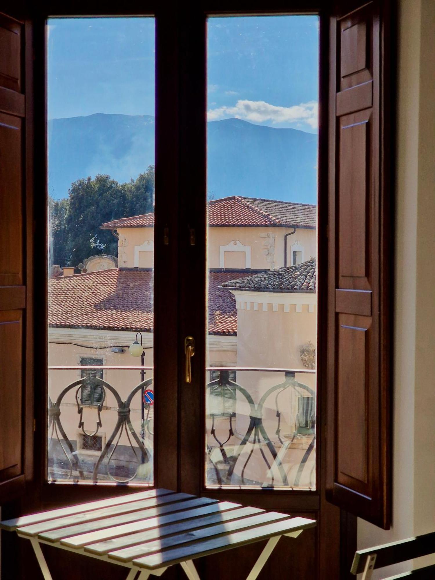 Casa Matteo-Gran Sasso Leilighet LʼAquila Eksteriør bilde